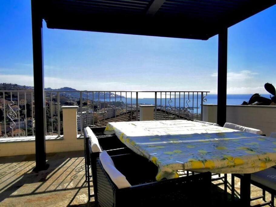 Beautiful Apartment In Sanremo Exterior foto